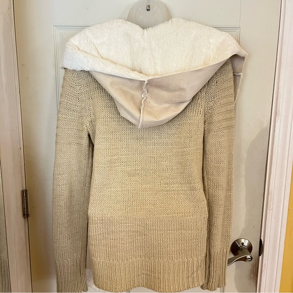 Angeleno Mixed Media Open Coat - Picture 4 of 16